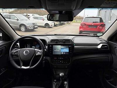 KGM Tivoli 6MT 2WD+Navi+Kamera+Sitzhzg.+Lichtauto.