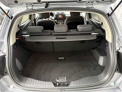 KGM Tivoli 6MT 2WD+Navi+Kamera+Sitzhzg.+Lichtauto.