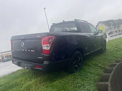 KGM Musso Grand Black AWD+Assistenzpaket+VOLL+